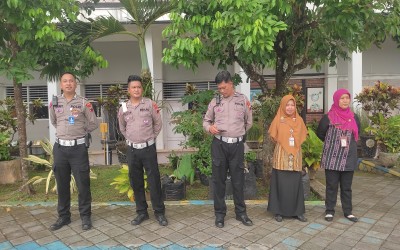 Sosialisasi Sadar Etika Berlalu Lintas Bersama Kapolsek Bringin